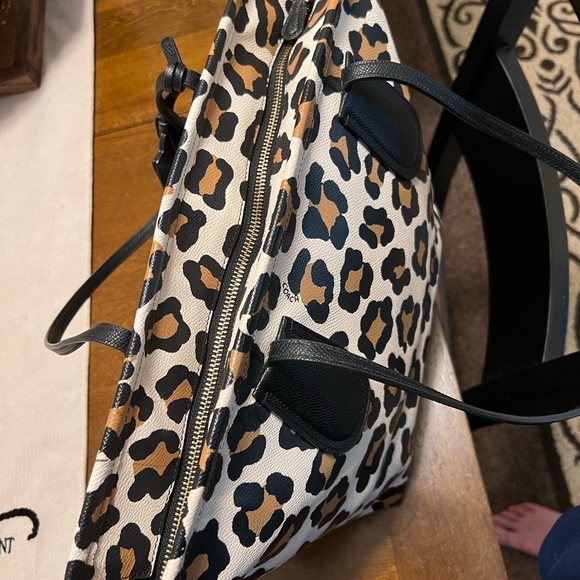 Coach cheetah print - Picture 4 of 12